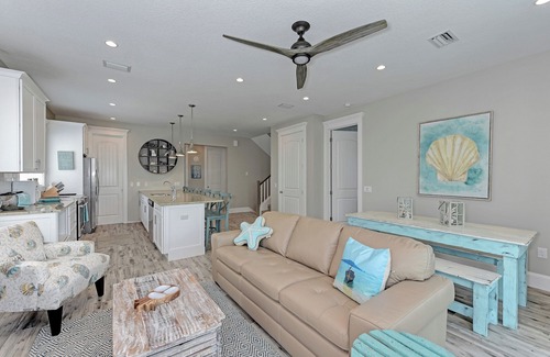 Bradenton Beach House | Mermaid's Landing managed by Beach Retreats FL Anna Maria Island