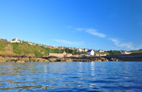 St Abbs House | Merrihaven - luxury cottage with sea views