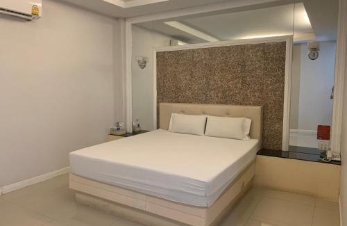 Photharam Hotel | Merry Resort Photaram