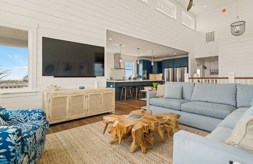 Hatteras House | MerSea OF 10 BR + Pets Stay Free!