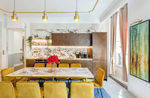Arsenal Apartment | Merveil - Luxury Suite - Marais - Antoine I
