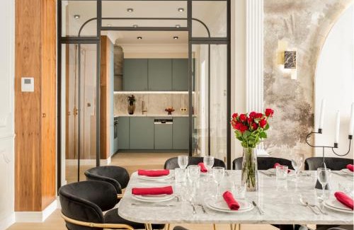 Chaillot Apartment | Merveil - Signature Suite - Champs Elysees -Kleber