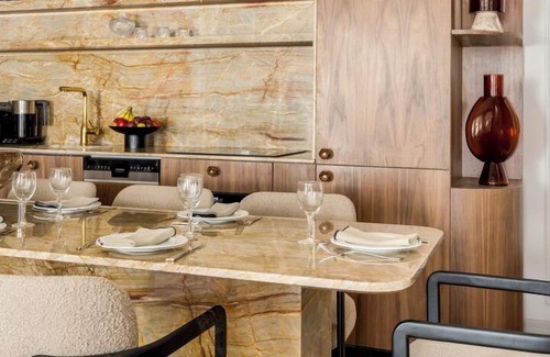 Quartier du Faubourg-Montmartre Apartment | Merveil - Signature Suite - Opera - Rougemont III
