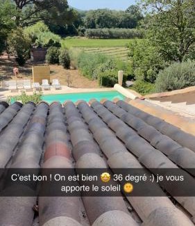 Pierrefeu-du-Var Bed & Breakfast | Mes nuits au château au domaine du pressoir