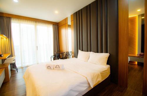 Lubuk Baja Apartment | MESA Thamrin City Apartments at Nagoya with Netflix & Pick Up Service