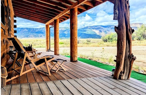 Mancos House | Mesa Verde Ranch with Panorama Views. Family, pet, & horse friendly!