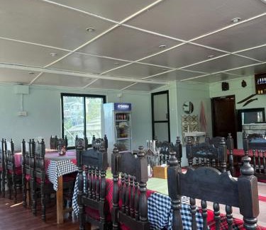 Ghandruk Hotel | Meshrom Guest House and Restaurant