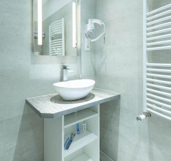 Leverkusen Apartment | Messe-Hotelzimmer-Einzimmerappartement