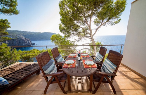 Soller House | Mestral Incredible apartment with sea views in Puerto de Sóller