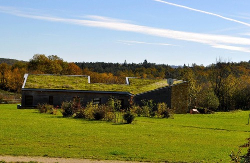 Sorges-et-Ligueux-en-Perigord Cottage | Métairie: 5* listed ecological villa with swimming pool in the heart of Périgord