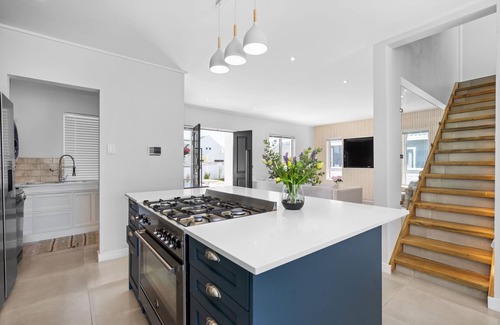 Betty's Bay House | Metalasia Four - Three Bedroom House, Sleeps 6