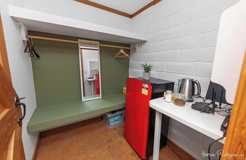 Congewai Villa | MetaWise Hunter Valley Olive Farm Stay