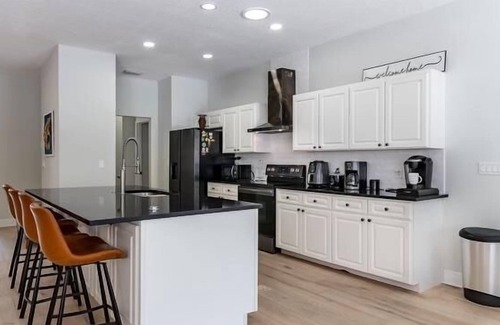 Tarpon Springs House | Meticulously renovated home in Tarpon Springs