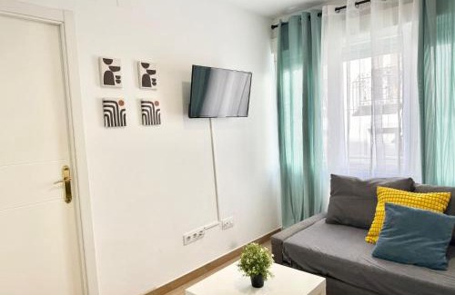 Prosperidad Apartment | Metro Avenida de America 04 AMCH Hospedaje