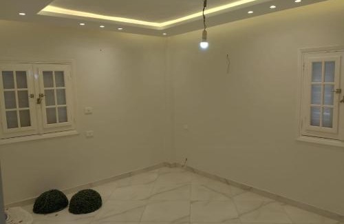 Damanhur Apartment | metro
