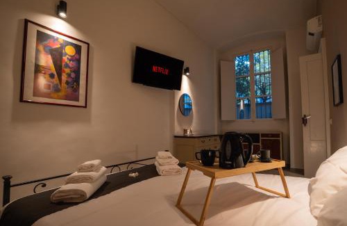 Historic Centre Apartment | Metro18Dic - Stazione Porta Susa - Grazioso Bilocale