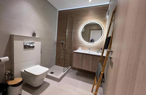 Ilisia Apartment | MetroSide & Concert Hall Studio by ΜΡS