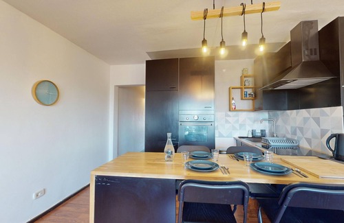 Strasbourg Apartment | Meublé du Faubourg avec Balcon proche gare et peti