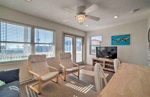 Mexico Beach House | Mexico Beach Home with Balcony - Steps to Beach