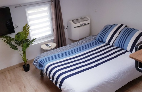 Saint-Florent Apartment | "Mezzo" Air-conditioned studio in the hyper-center of Niort