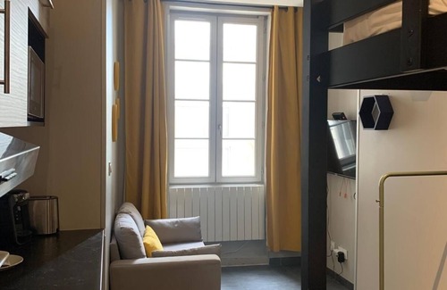 2nd Arrondissement Apartment | MEZZO - Studio tout confort secteur de Perrache