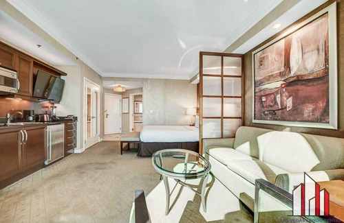 Las Vegas Condo | MGM Signature-11-604 Jacuzzi Studio