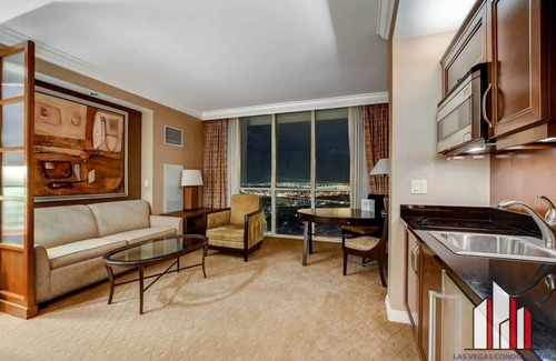 Las Vegas Condo | MGM Signature-28-604 Jacuzzi Studio