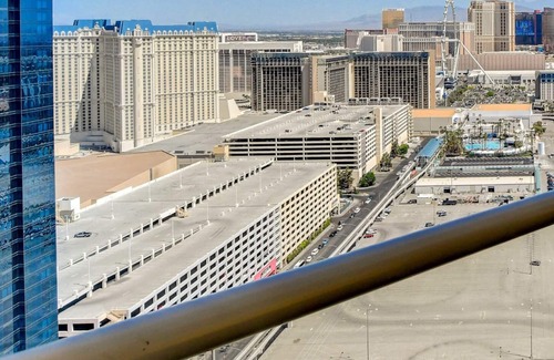 Las Vegas Condo | MGM Signature-29-819/21 2Br3Ba F1 View Balcony Ste