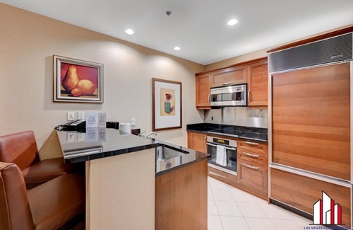 Las Vegas Condo | MGM Signature-29-821 1Br2Ba F1/Strip View Balcony
