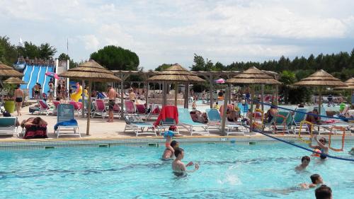 Gastes Other | MH 4 pers et MH 6 pers à Gastes