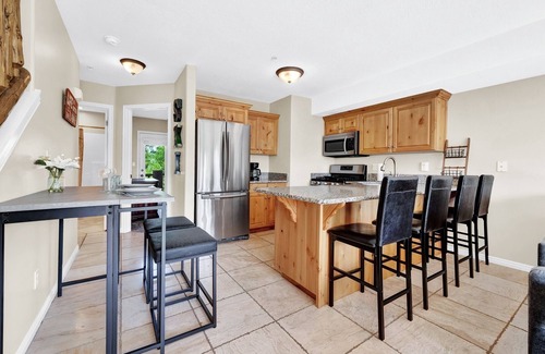 Wolf Creek Condo | MH 602 | Year-Round Escape in Eden, UT!