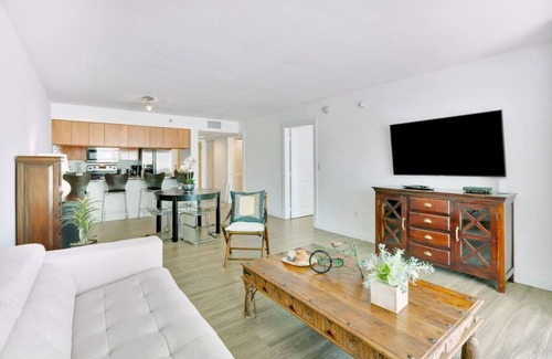 Brickell Apartment | MIA(CZ) - CLUB #2907 (1B)