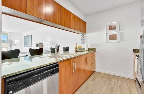 Brickell Apartment | MIA(CZ) - CLUB #2907 (1B)