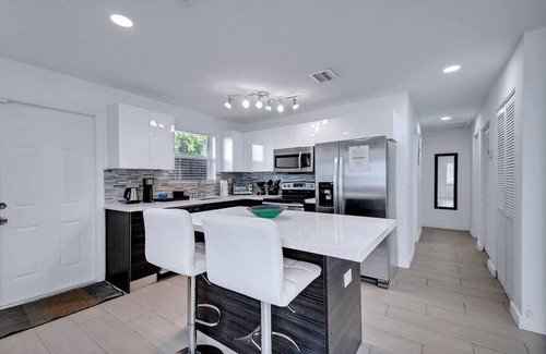 Buena Vista Apartment | MIA(YOH) - 115 NE 53rd St (2B)