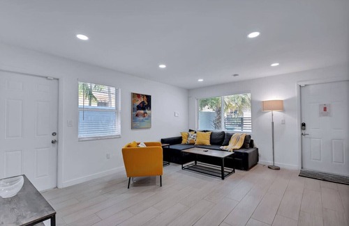 Buena Vista Apartment | MIA(YOH) - 117 NE 53rd St (2B)