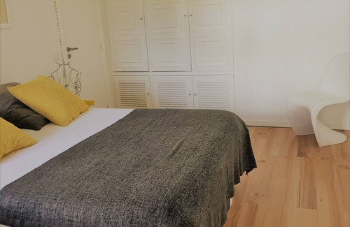 Vale de Covo Apartment | Miadesign with seaview at carvoeiro center.bybluealgarve