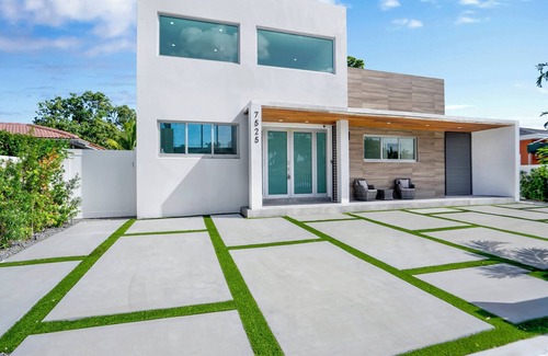 North Bay Village Villa | Miami Beach, Brickell, Ocean, Biscayne Bay, heated pool, North Bay Village