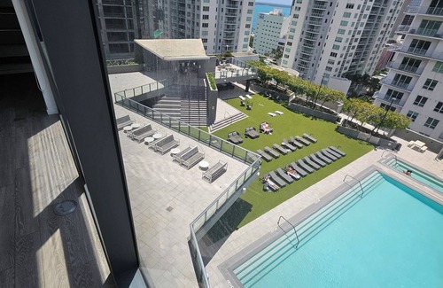 Downtown Miami Apartment | MIAMI DOWNTOWN & BRICKELL - LUXURY 2BR/2 BATH - SKYLINE VIEWS