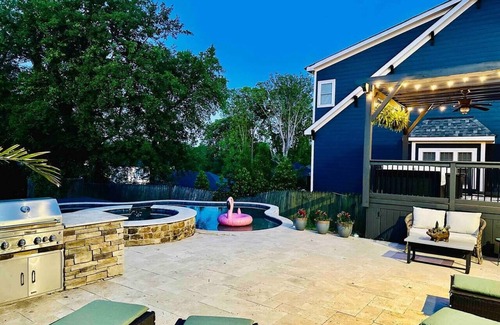 Dilworth House | Miami Escape w/Pool & Hot Tub