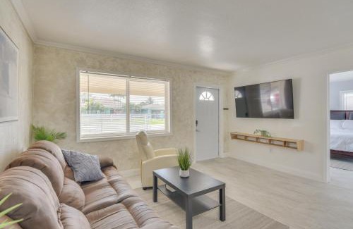 Miami Gardens Apartment | Miami Gardens Apt 5 Miles to Hard Rock Stadium