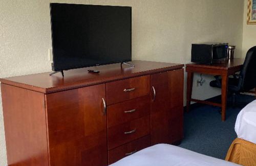 Miami Gardens Hotel | Miami Gardens Inn & Suites
