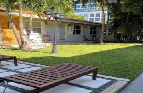 Edgewater House | Miami House