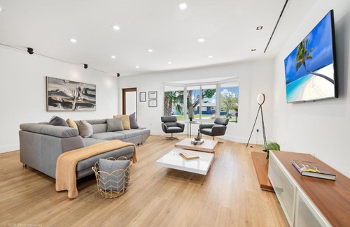 Cutler Bay House | Miami Paradise Heated Pool Minigolf Playground