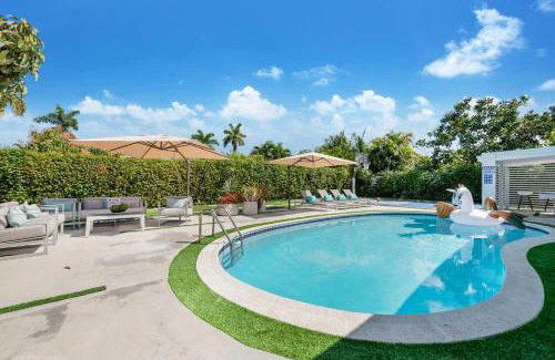 Cutler Bay House | Miami Paradise Heated Pool Minigolf Playground