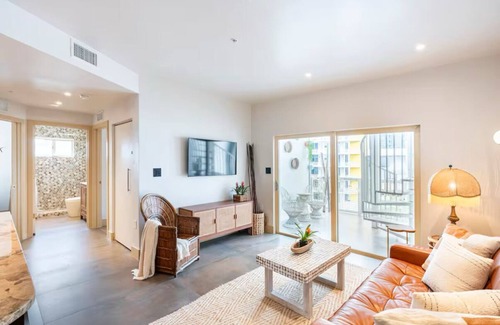 Midtown Condo | Miami Penthouse, Rooftop, Free Parking
