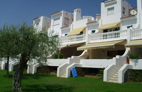 Miami Platja House | Miami Platja, House for 8 people in small residence with sea view and swimming pool