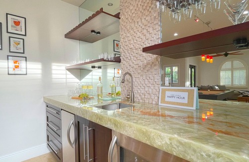 The Crossings Villa | Miami Pool House | Heated Pool | Mini Golf | Villa