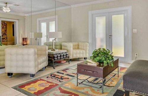 West Park House | Miami Vacation Resort Style Pool Home
