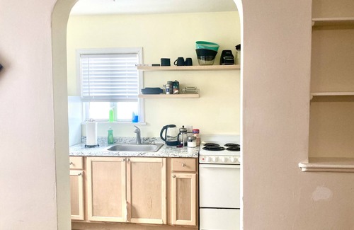 Historic Uptown Apartment | Mia’s at Historic Uptown