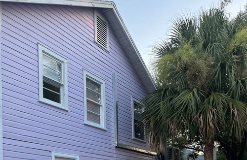 Historic Uptown Apartment | Mia’s at Historic Uptown